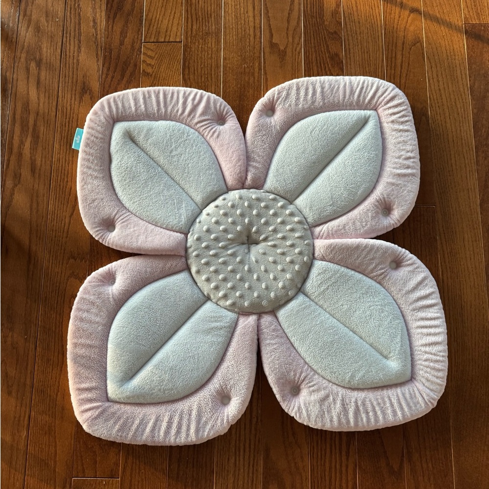 Blooming Bath Baby Bath Seat - Pink/White/Gray